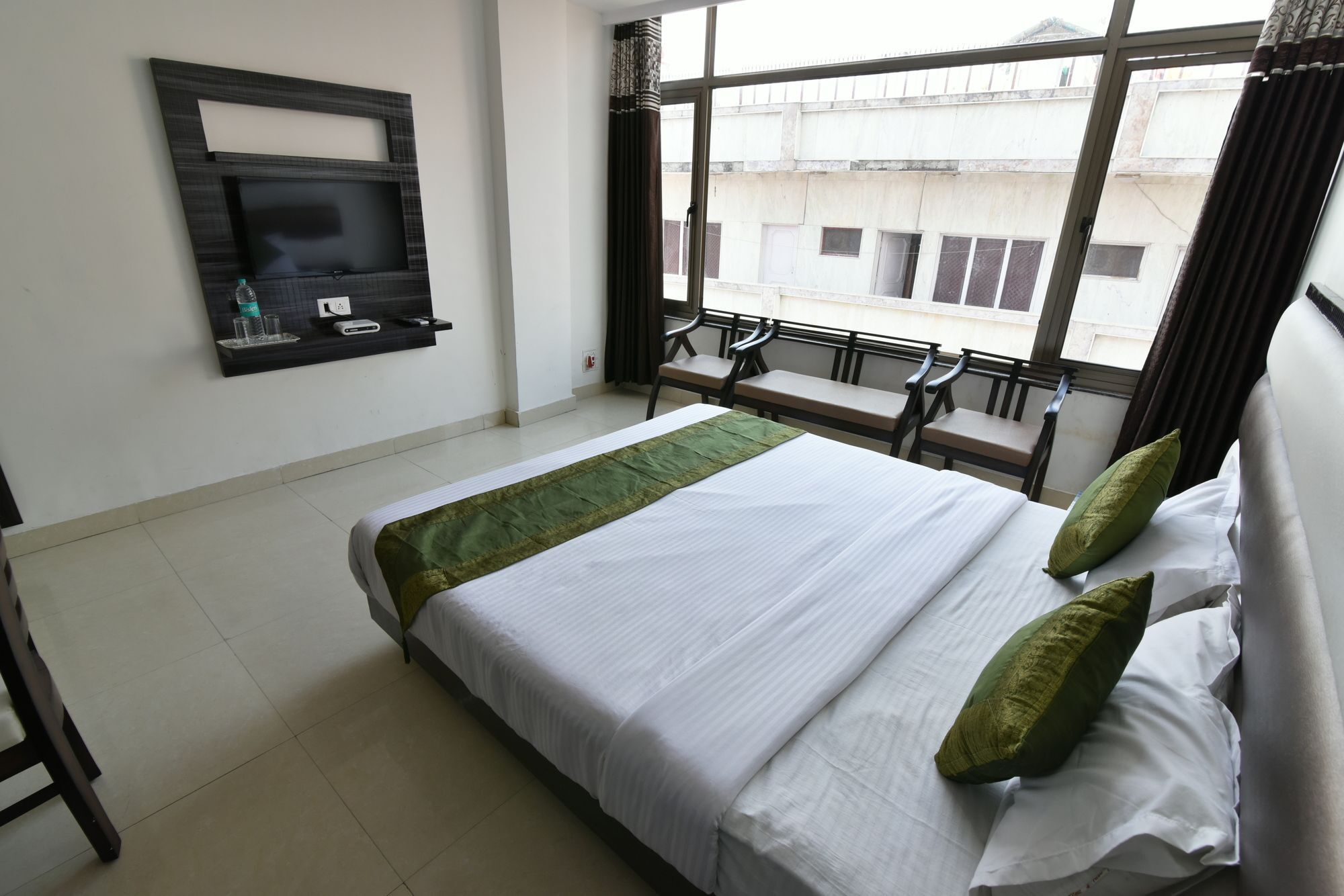 Anand Niketan By Bonjour - On The Ganges Hotel Haridwār Buitenkant foto